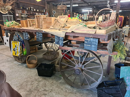 rustic antiques auction growers market peats ridge