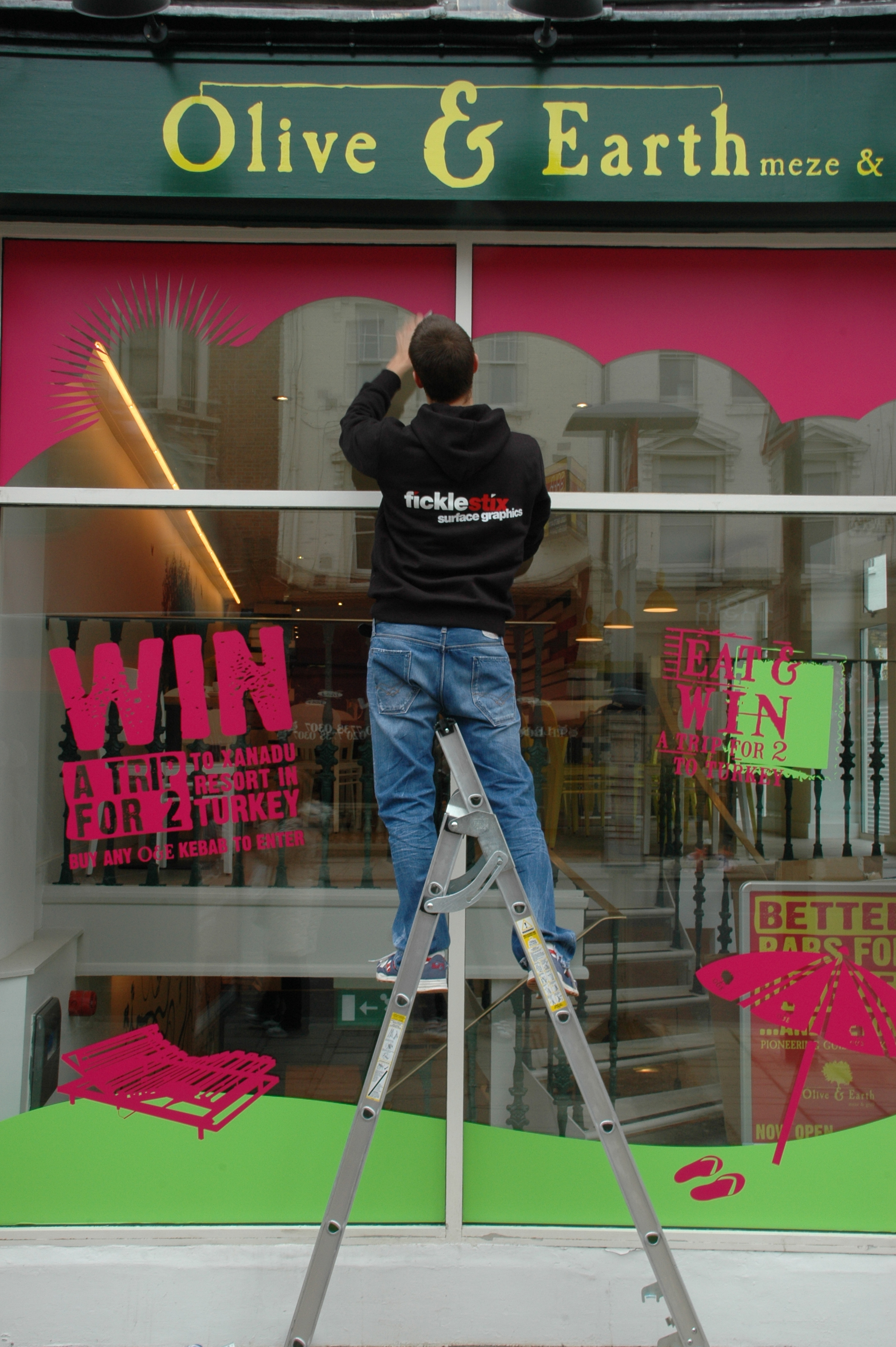 Single colour window graphics