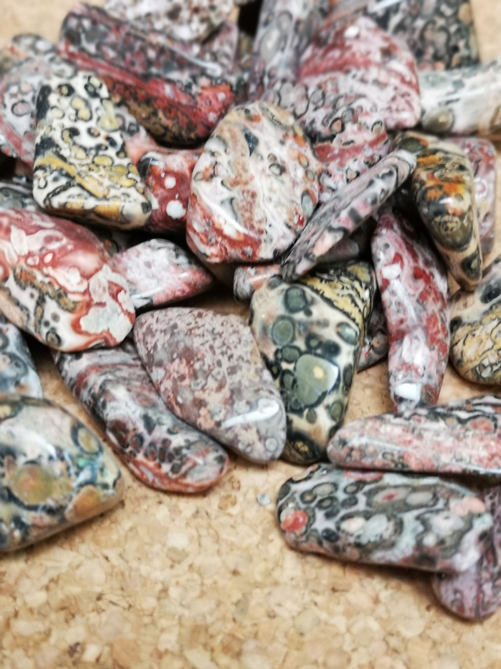Thumbnail: Jasper, Snakeskin Medium size, High-grade tumblestone