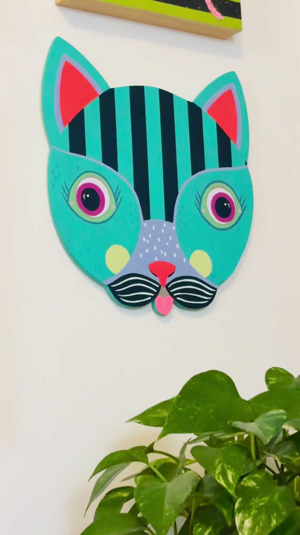 Thumbnail: Big Cat Face Wall Hanging