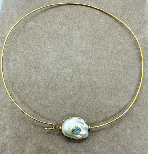 Collier torque avec perle baroque