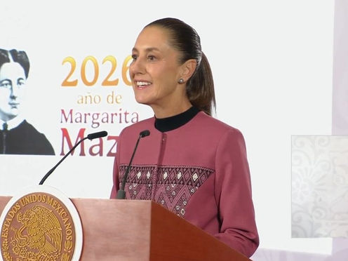 La presidenta Claudia Sheinbaum durante su conferencia matutina hablando sobre la prohibición de escuelas militarizadas.