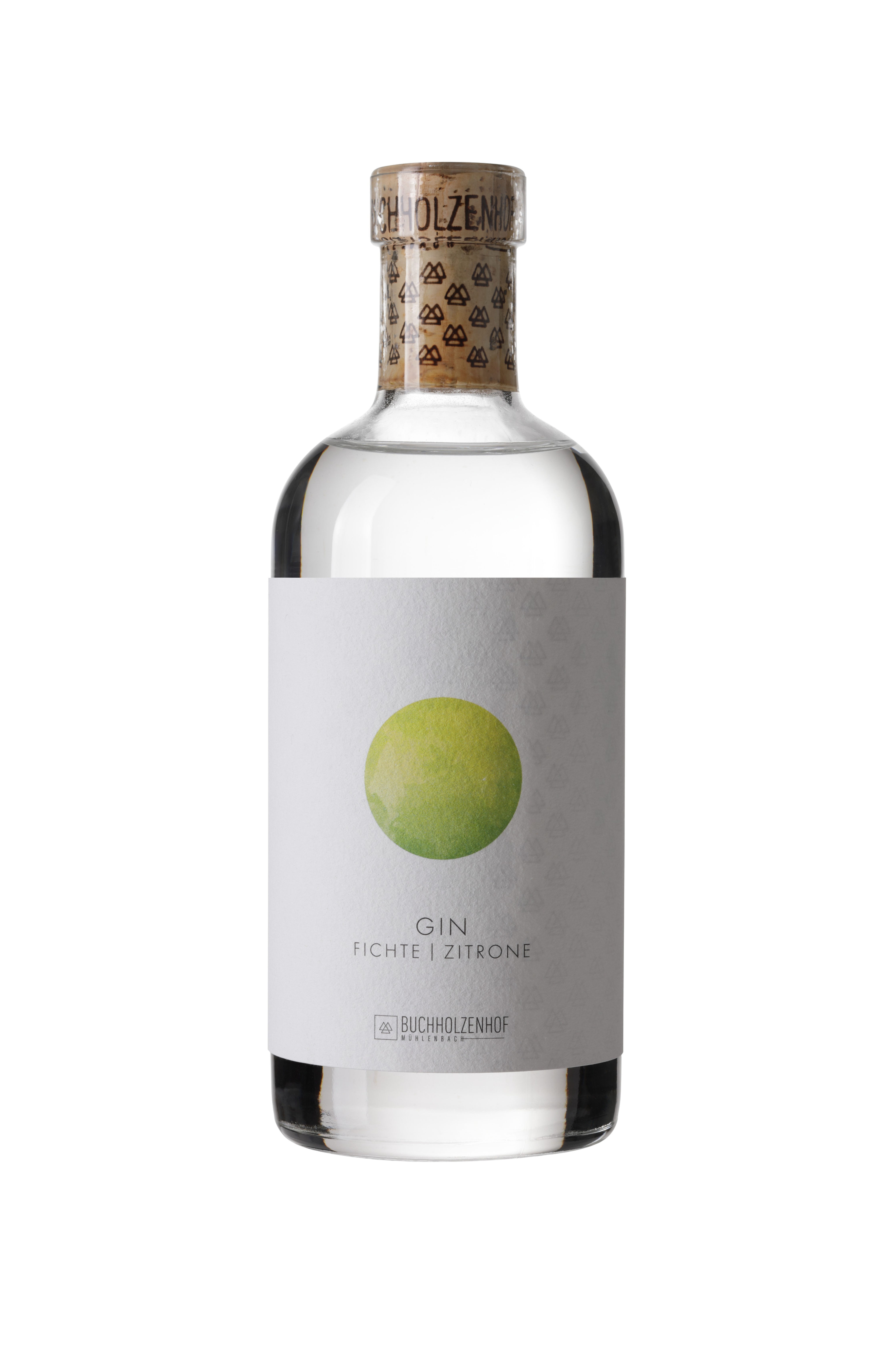 GIN FICHTE I ZITRONE