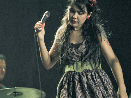 Casa de Vovó Dedé e Palco Aberto apresentam "Stronger Than Amy – Tributo a Amy Winehouse" com Tatianna Freitas