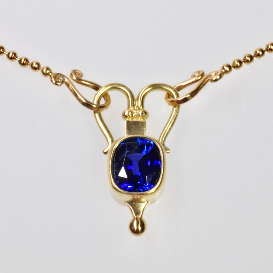 Cat Sapphire Urn 2024