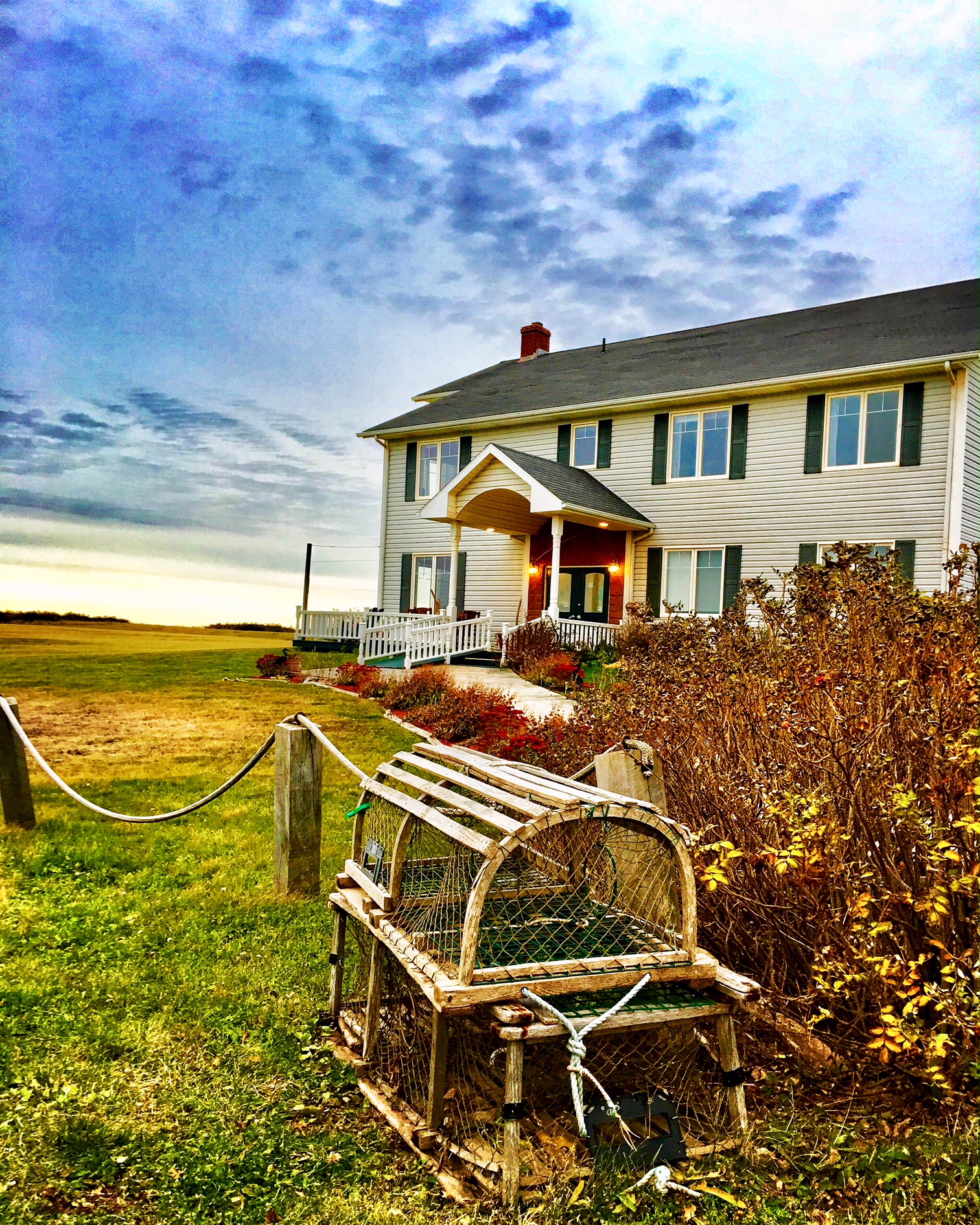 Johnson Shore Inn/ PEI/ waterfront/ dining and