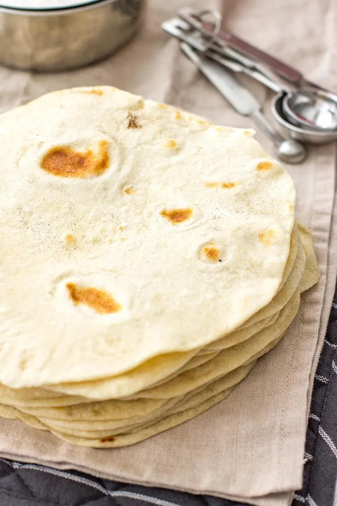 Tortilla (wheat or white)