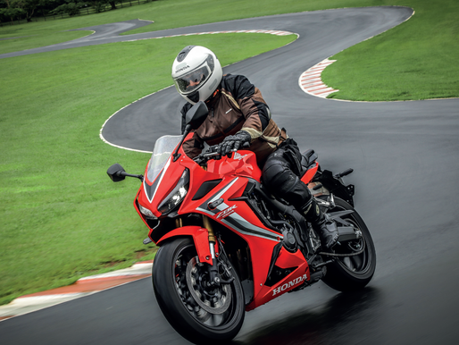 650RR - A versão carenada da família 650 CC