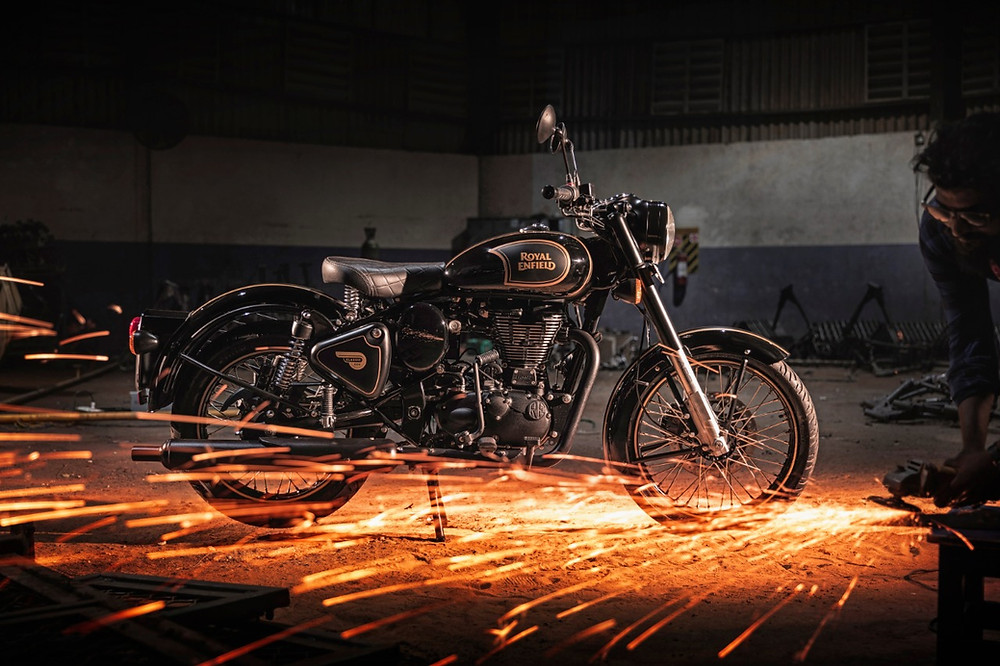 Royal Enfield Classic 500 Tribute Black