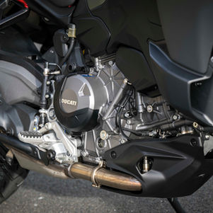 Ducati traz Multistrada V2S com novos motor e chassi, e muita eletrônica, por R$ 110 mil