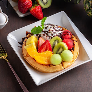 Waffle with Mixed Fruits 雜果格仔餅