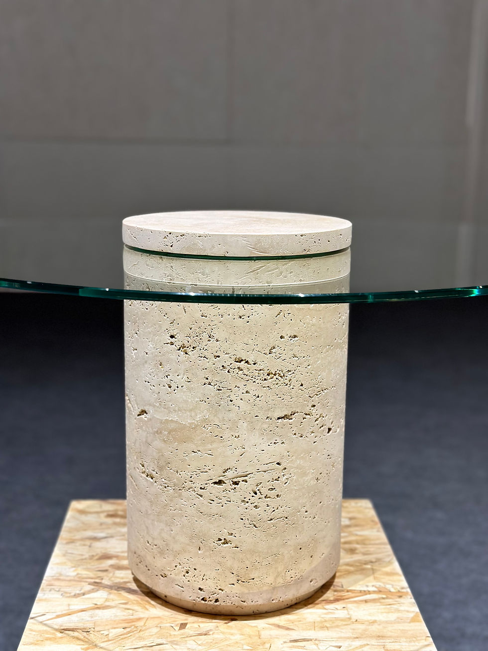 Küçük resim: Eirene Sehpa