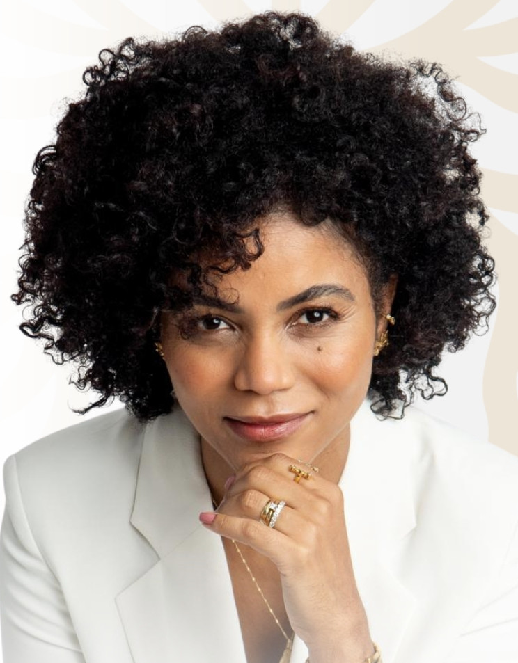 Dra. Michelle, médica especialista em Anestesiologia, Medicina Estética e Ginecoestética, com atuação dedicada à Saúde da Mulher e tratamento de intercorrências estéticas, em Algés, Miraflores, Oeiras, Cascais, Amadora, Lisboa e Portugal