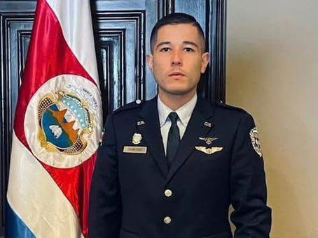 ¿Puede un funcionario ser sancionado por hablar con la prensa? El caso del piloto David Damazio abre debate sobre libertad de expresión”