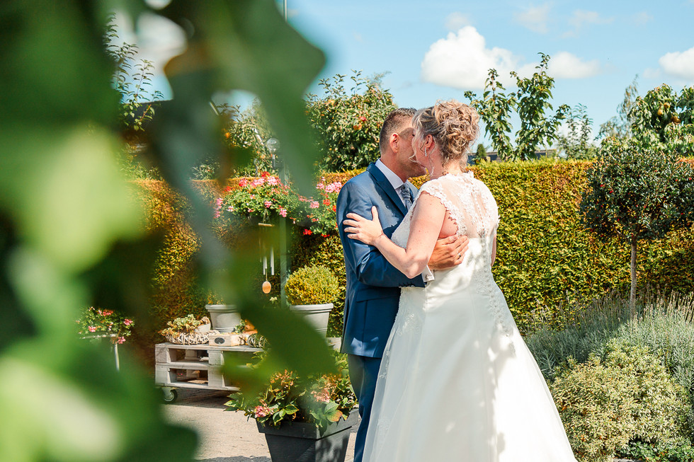 intieme first-look tussen bruid en bruidegom