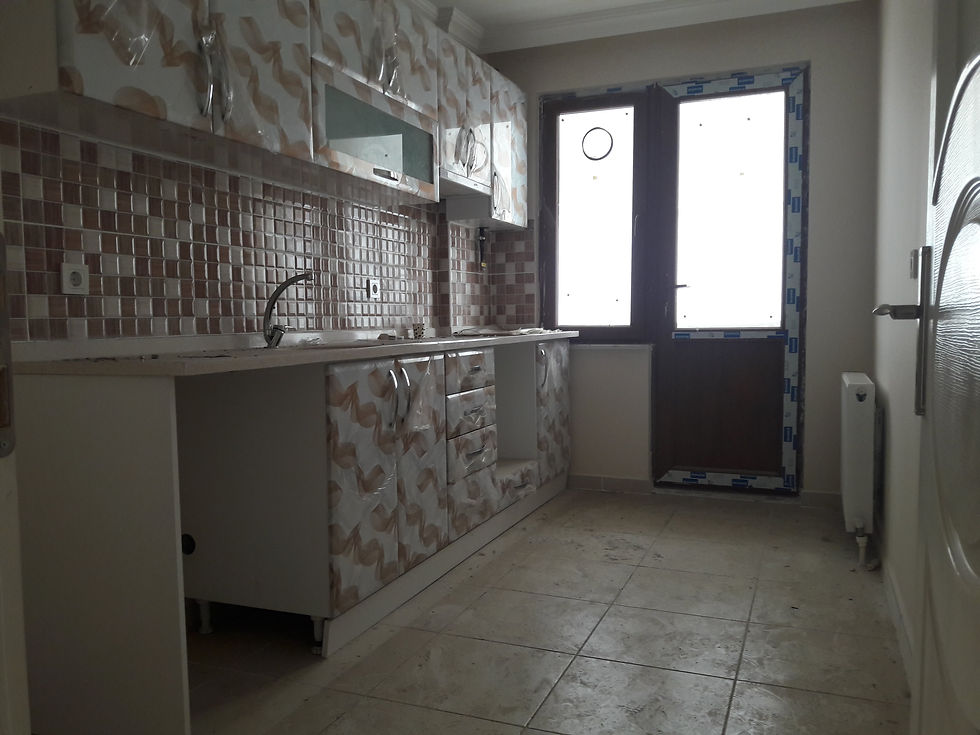 Küçük resim: ÇAYIROVA BEL.HASTANEYE CADDEYE YAKIN 2+1 ARAKAT DAİRE