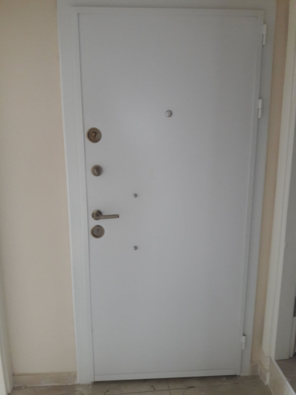 Küçük resim: ÇAYIROVA BEL.HASTANEYE CADDEYE YAKIN 2+1 ARAKAT DAİRE