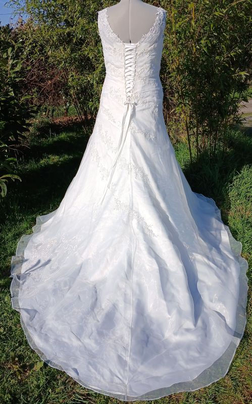 robe de mariée mariage comme neuve très bon état métarobe vinted original métamuse grande taille 46 48 moulante trompette