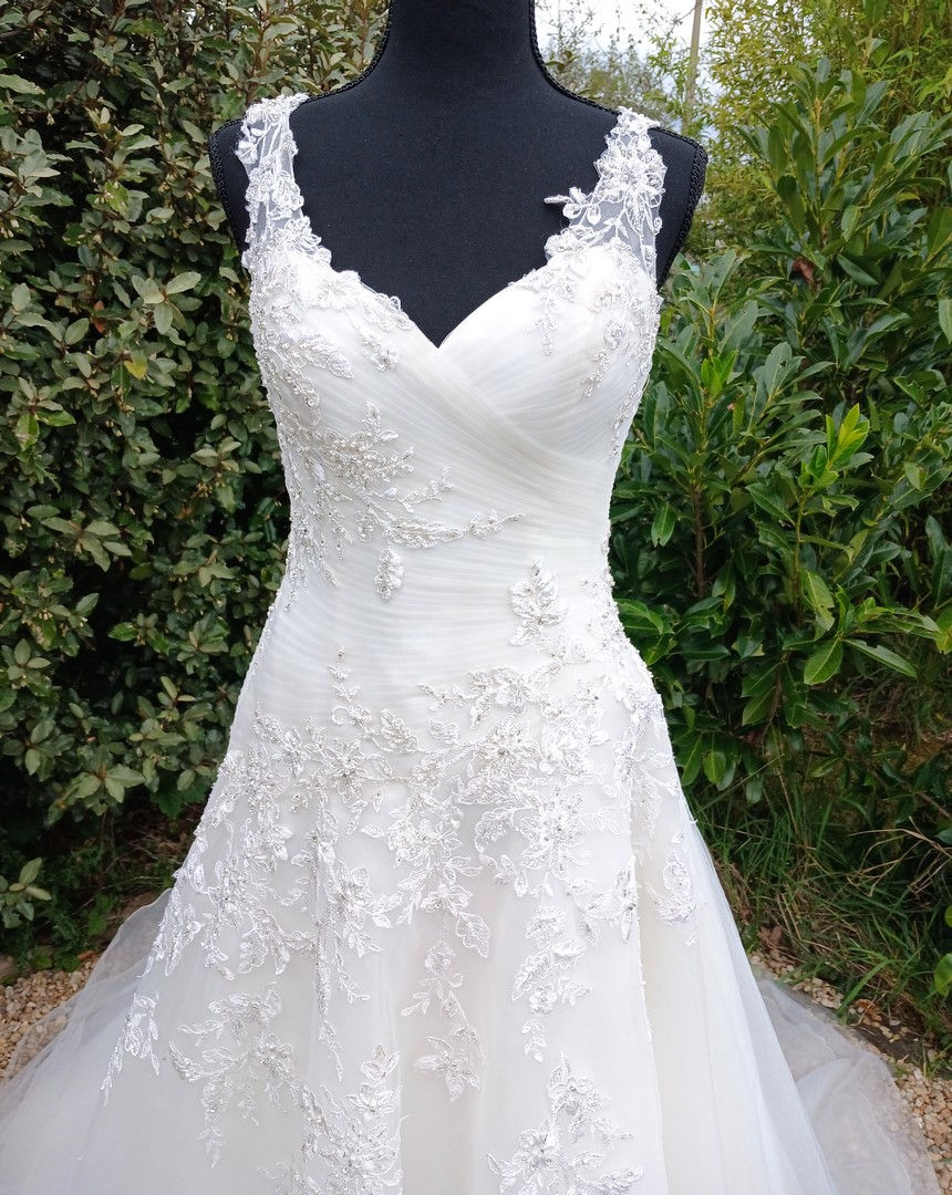 Miniature : robe de mariée mariage chic occasion comme neuve très bon état métarobe vinted original  métaMuse 34 36 aline