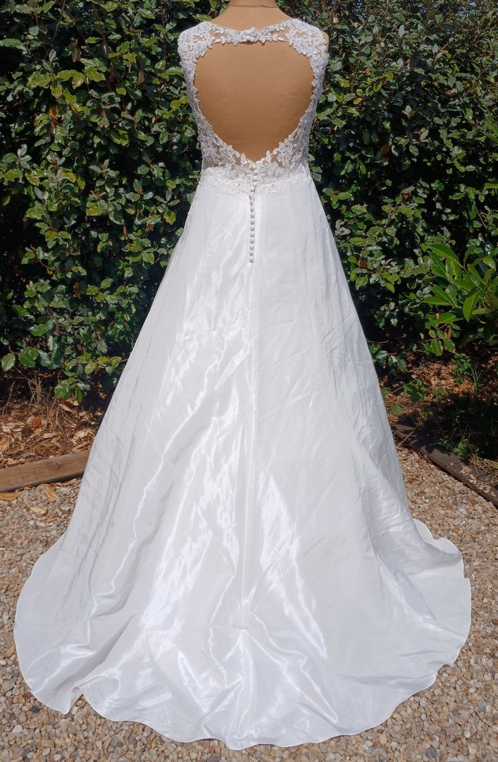 robe de mariée mariage chic occasion comme neuve très bon état métarobe vinted original tati dos nu perles 40 42