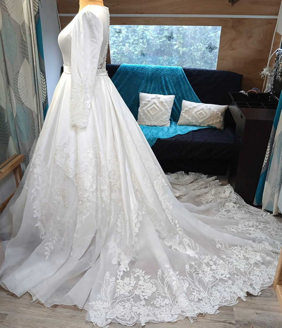 Miniature : robe de mariée mariage chic occasion comme neuve très bon état métarobe vinted original mikado a line trapèze oriental