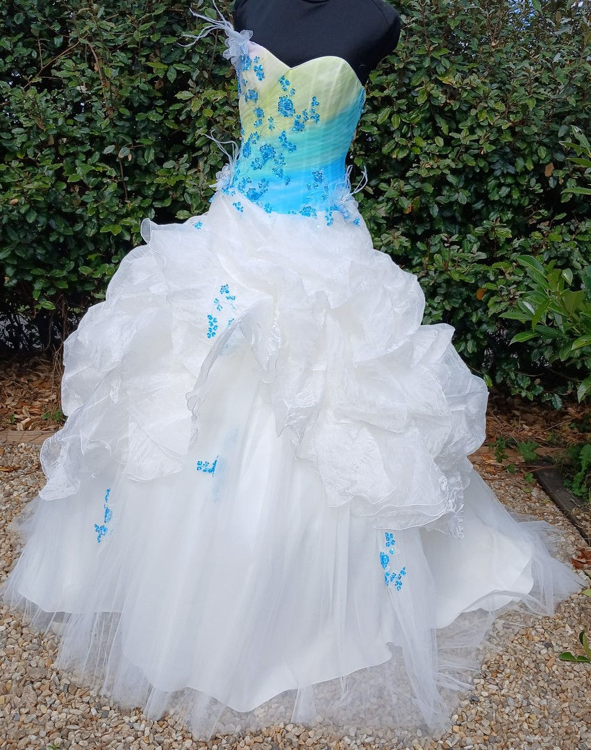 Miniature : robe de mariée mariage chic annie couture arc en ciel disney fofolle neuve métarobe vinted original 38 40 42