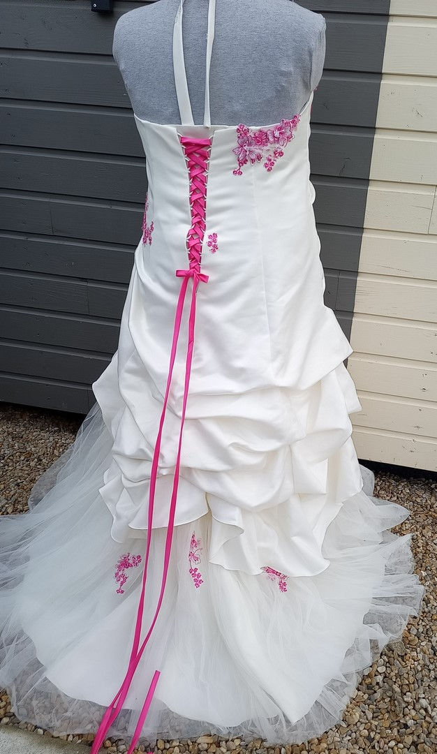 Miniature : robe de mariée mariage chic occasion comme neuve très bon état métarobe vinted original  grande taille 56 52 54 traine laçage