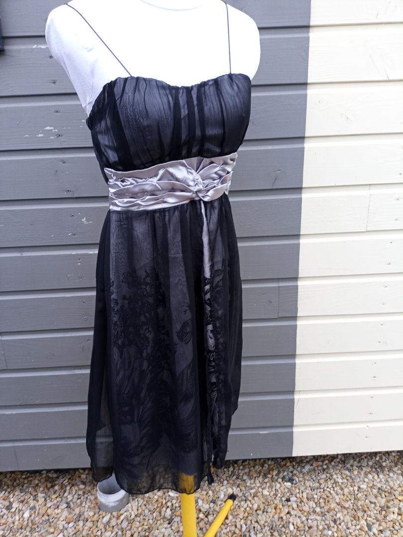 Miniature : robe anniversaire mariage chic occasion comme neuve très bon état métarobe vinted original vintage unique fionella m 38
