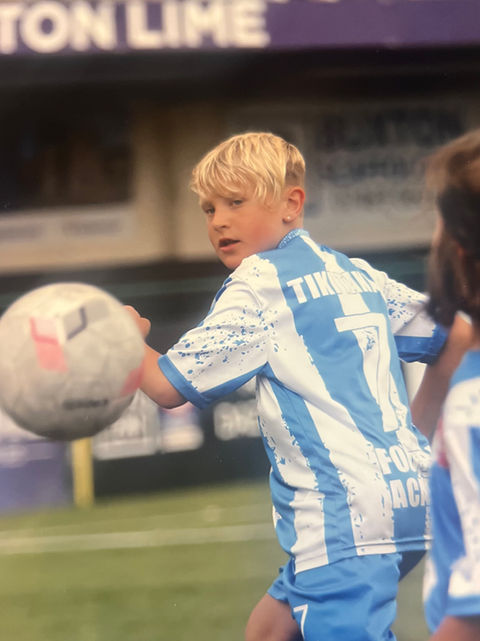 Age: 9
Height (cm): 140cm
Weight (kgs): 5 stone
Clothing Size: (age or numeric) 9-10 years
Shoe Size: 2
Hair Colour: Blond
Eye Colour: Blue
Specialist Sport(s): Football