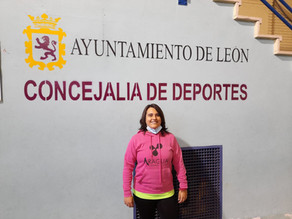 Celia Matías, educadora física del plan de terapia post Covid-19 del Ayuntamiento de León