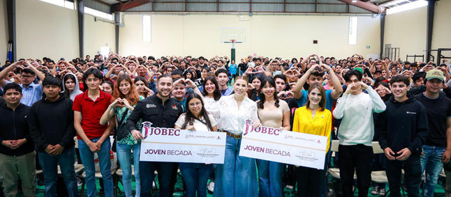 RESPALDA GOBERNADORA MARINA DEL PILAR A ESTUDIANTES DE BAJA CALIFORNIA CON "BECAS QUE TRANSFORMAN"