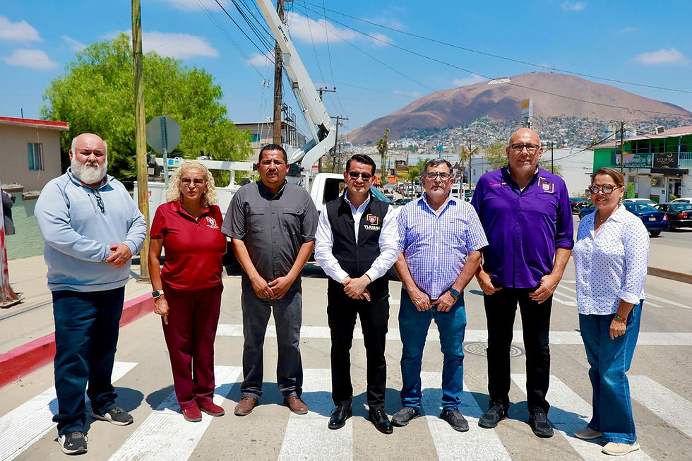 Instala XXV Ayuntamiento de Tijuana más de 250 luminarias en Jardines de La Mesa