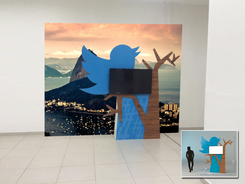 TWITTER HASHTAG / WALL