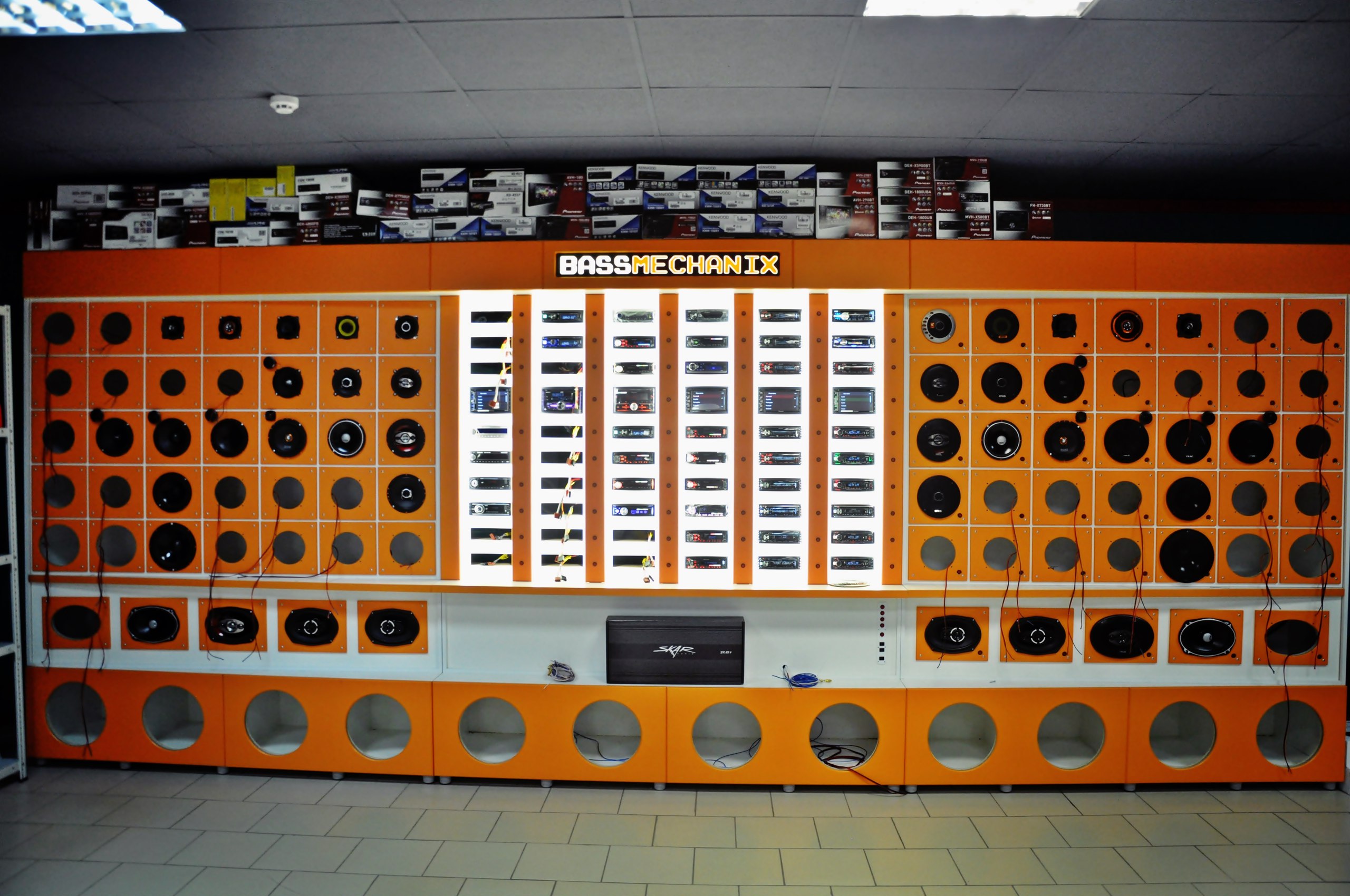 Car audio демостенд 60*40