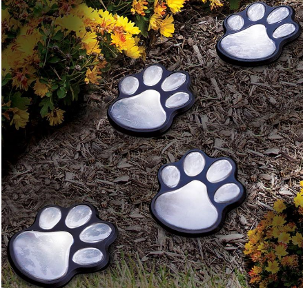 Thumbnail: Solar Bear Paw Light