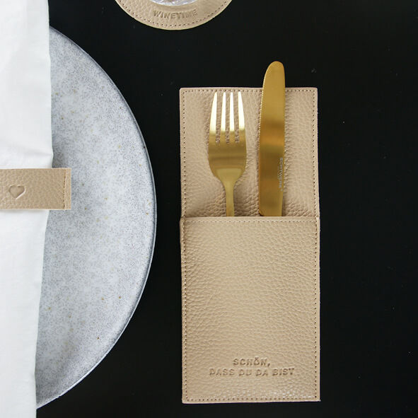 Miniaturbild: Interior Set, Bestecktasche, Schön, dass du da bist, Gastro, Hotel, Restaurant, mit Logo, Logoprägung