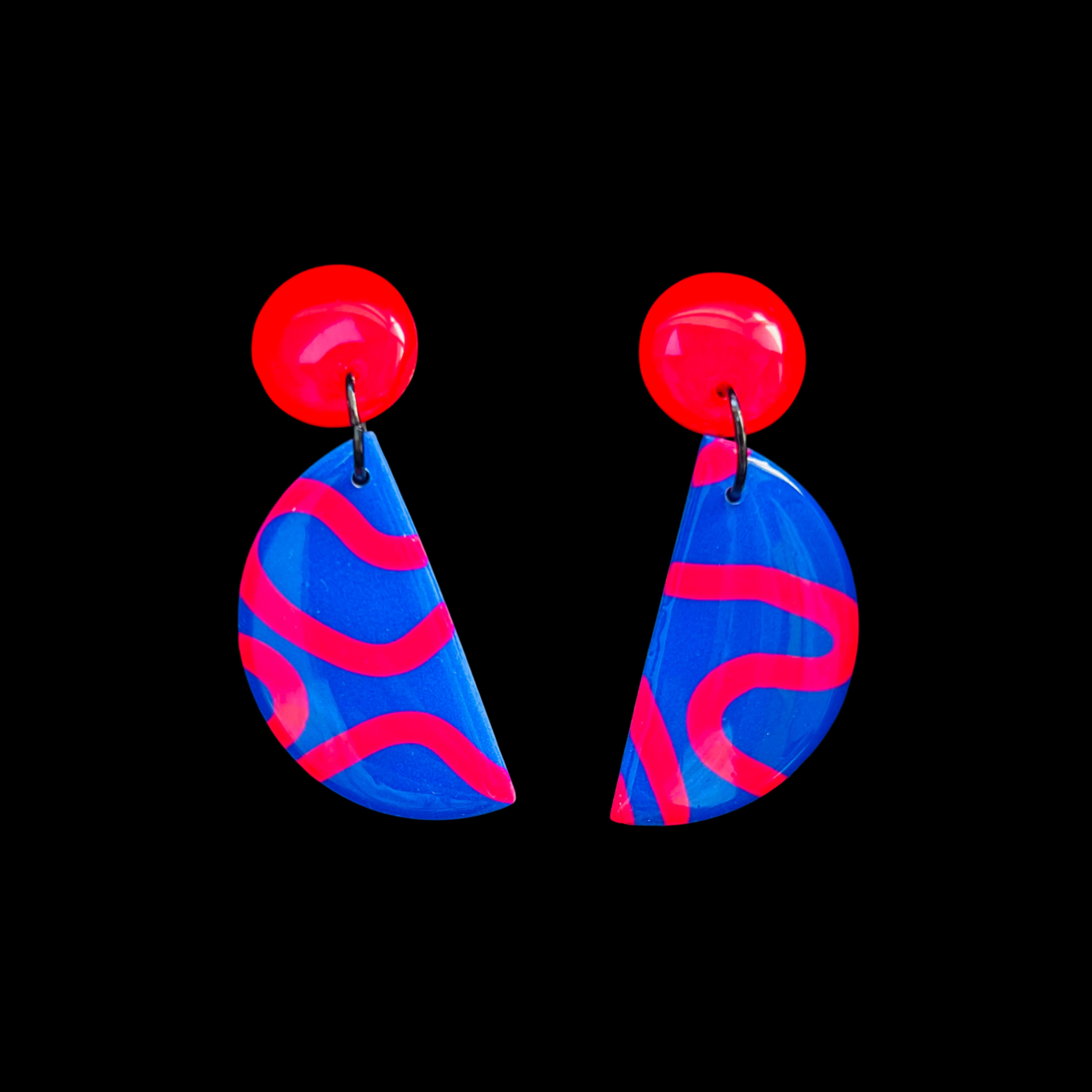 Neon in the night ( half moon)