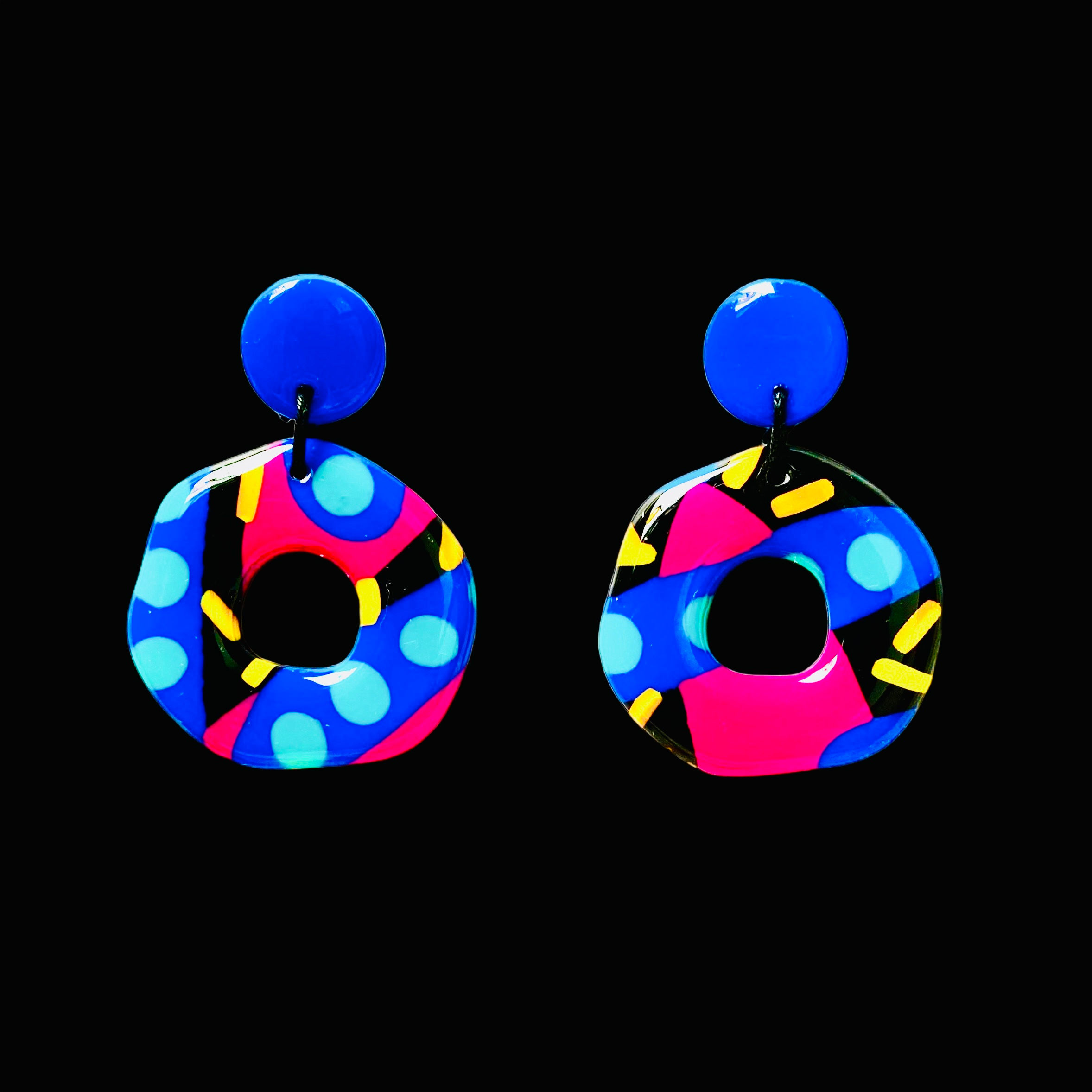 Catapila on the exotic flower- doughnut 