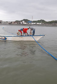 Tendido de tubería en el mar