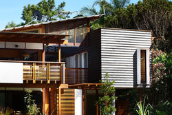 Pandanus Retreat