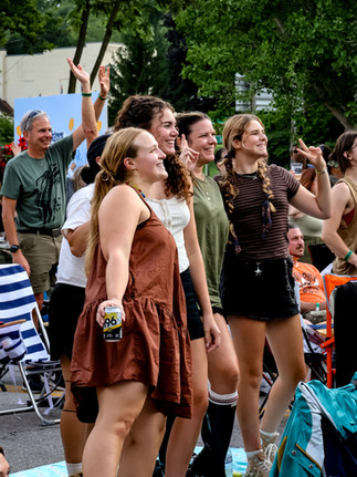 Crowd at Oliver Hazard Day Festival