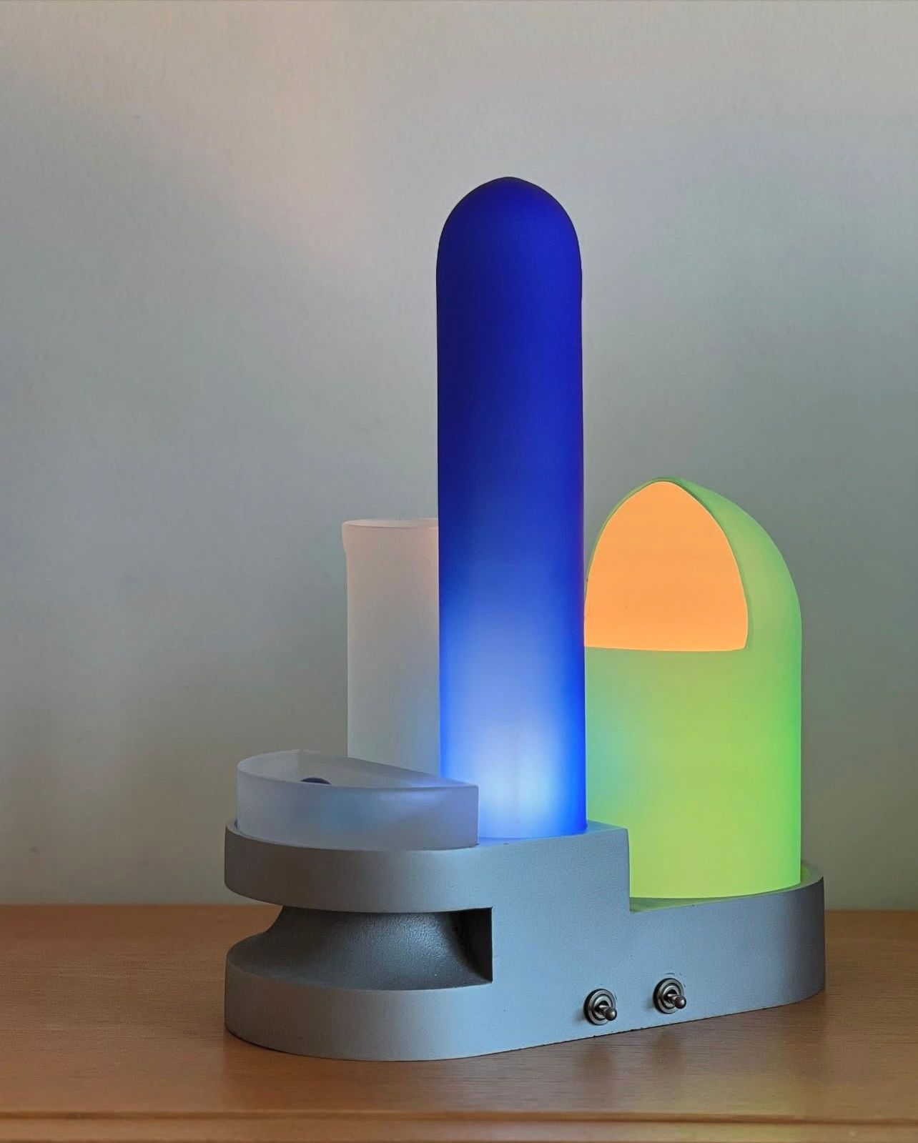 Lampe Rimorchiatore de Gae Aulenti éditée par Fontana Arte