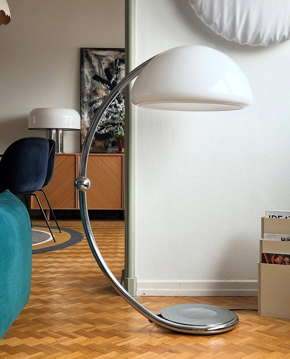 Miniature : Lampe de sol Serpente d’Elio Martinelli pour Martinelli Luce 