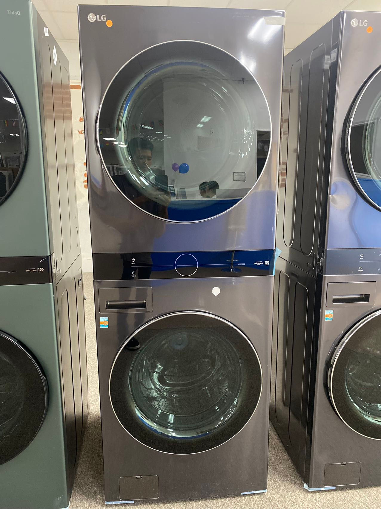 LG WashTower Center Control 4.5 cu. ft. Washer & 7.4 Dryer