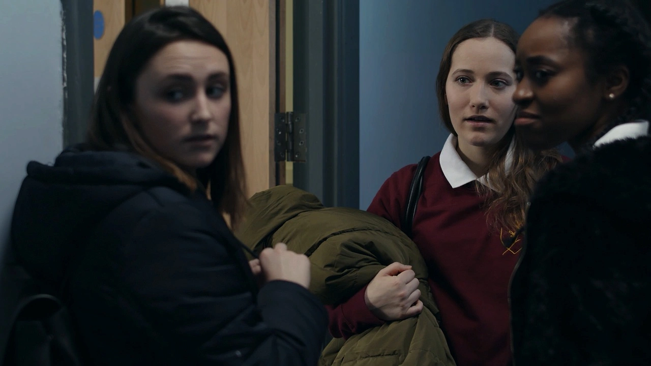 Short fiction film Ivy (2018). Directed by Directed & cinematography by Danae Islas & Arturs Sulbergs / Artūrs Šulbergs. Made at UCA / University for the Creative Arts, Film production course.