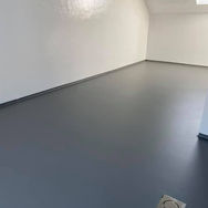 sol en résine époxy, revêtement de sol moderne, sol brillant, entretien facile, résine époxy intérieur, sol durable, design d'intérieur, innovation en matière de sol