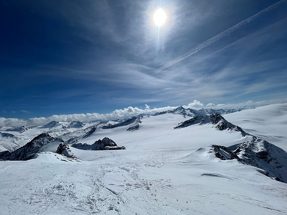 Venter Runde mit Bergführer – Skidurchquerung in den Ötztaler Alpen