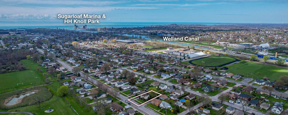 216 Wellington St (exterior)-4.jpg