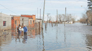 Hay alerta por más lluvias en las áreas inundadas