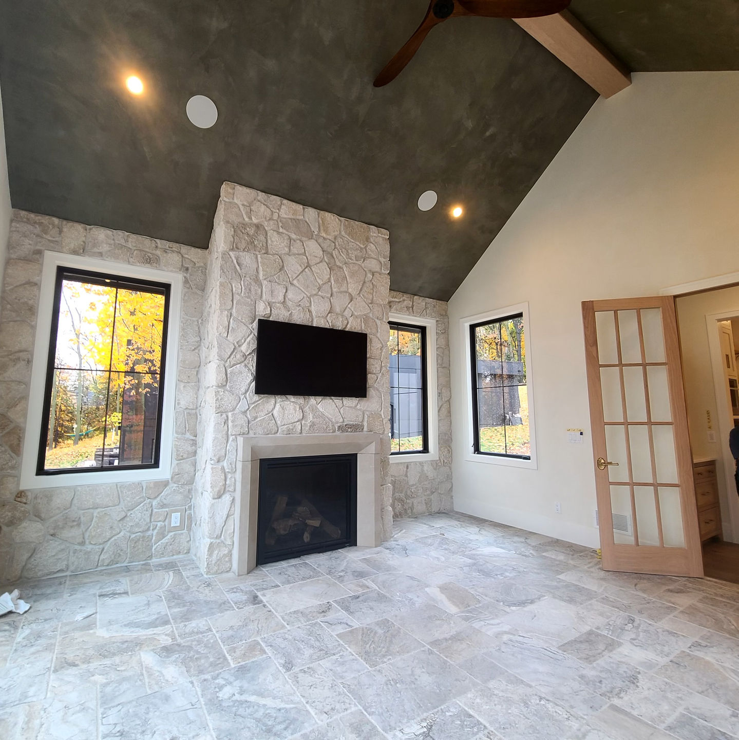 Tumbled French Limestone